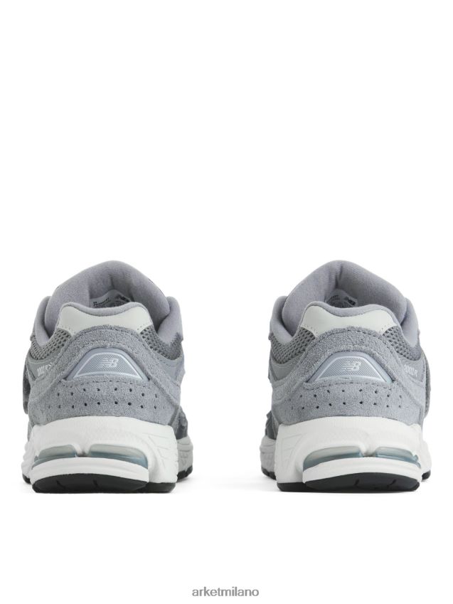 calzature esso ARKET bambini New Balance 2002 formatori giovanili grigio 6F0F6L1404