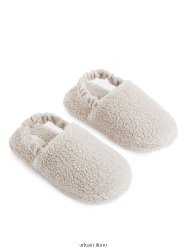 calzature esso ARKET bambini pantofole in pile bianco 6F0F6L1414