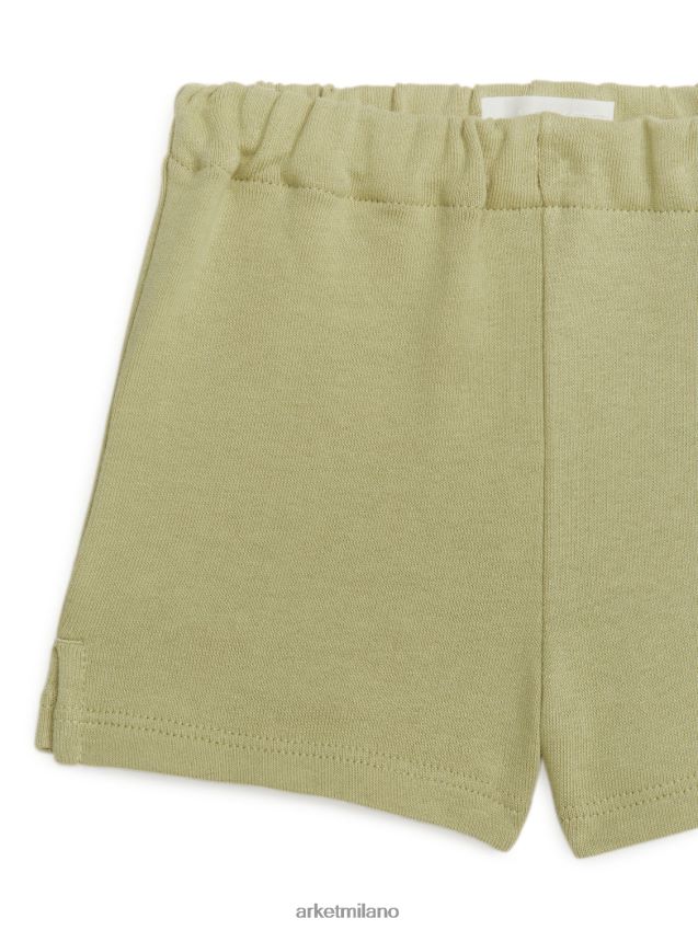 vestiario esso ARKET bambini pantaloncini in spugna di cotone verde kaki 6F0F6L1742