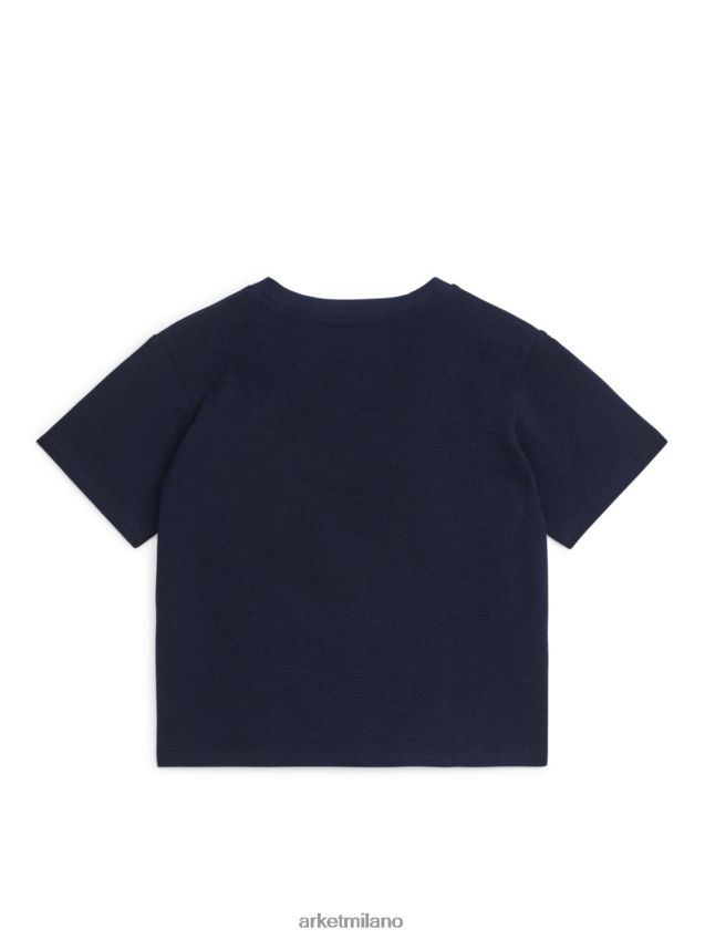 vestiario esso ARKET bambini maglietta strutturata blu scuro/robot 6F0F6L1459