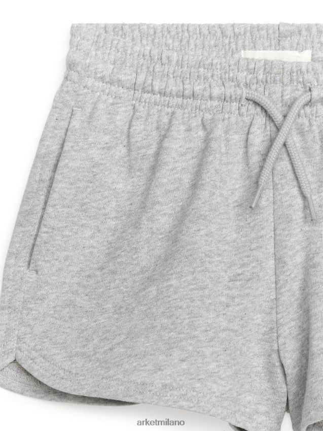 vestiario esso ARKET bambini pantaloncini di spugna grigio melange 6F0F6L1586