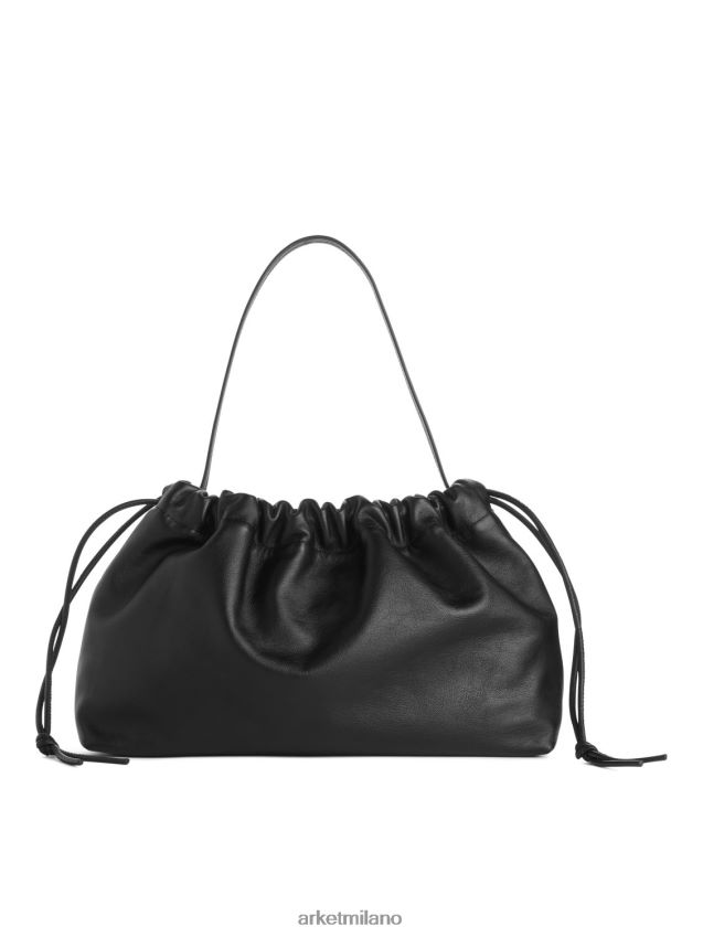 borse esso ARKET unisex pochette in pelle arricciata nero 6F0F6L769