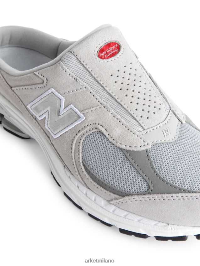 calzature esso ARKET donne muli New Balance 2002R grigio/talpa/bianco 6F0F6L671