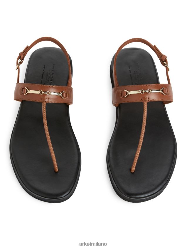 calzature esso ARKET donne sandali infradito in pelle marrone 6F0F6L706