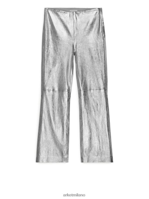 vestiario esso ARKET donne pantaloni cropped in pelle stretch argento 6F0F6L219