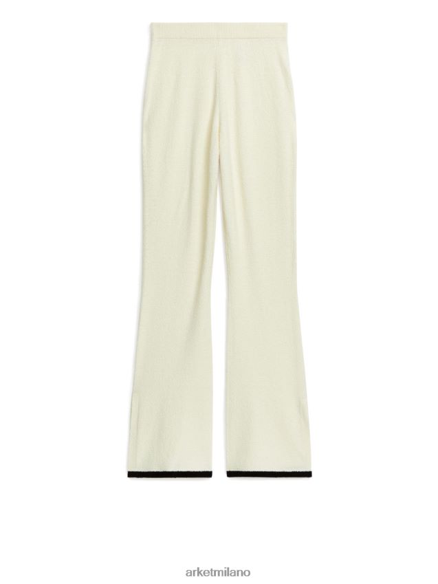 vestiario esso ARKET donne pantaloni svasati in bouclé bianco sporco/nero 6F0F6L220