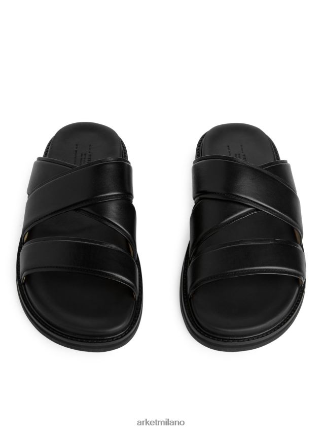 calzature esso ARKET uomini sandali scorrevoli in pelle nero 6F0F6L1272