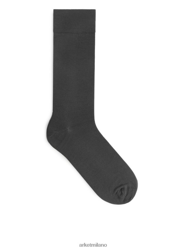 vestiario esso ARKET uomini Calzini in cotone mercerizzato tinta unita grigio scuro 6F0F6L1239