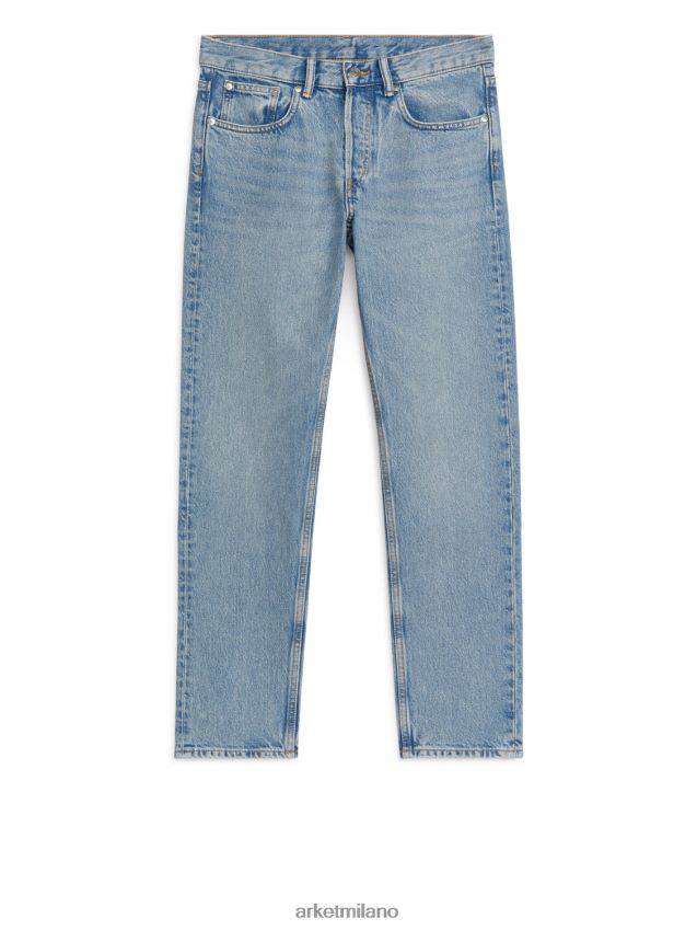 vestiario esso ARKET uomini Park jeans dritti dal taglio corto azzurro 6F0F6L1107