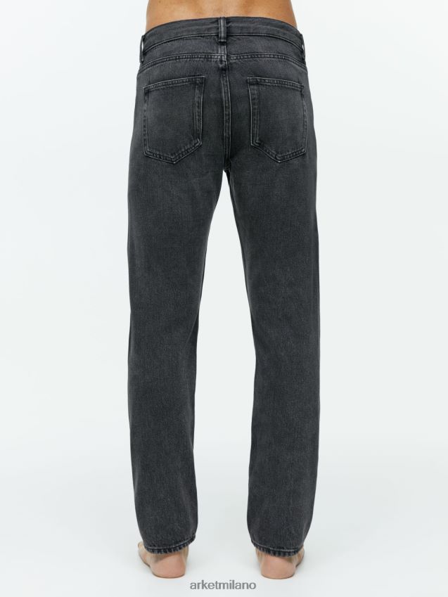 vestiario esso ARKET uomini Park jeans dritti dal taglio corto lavato 6F0F6L1103