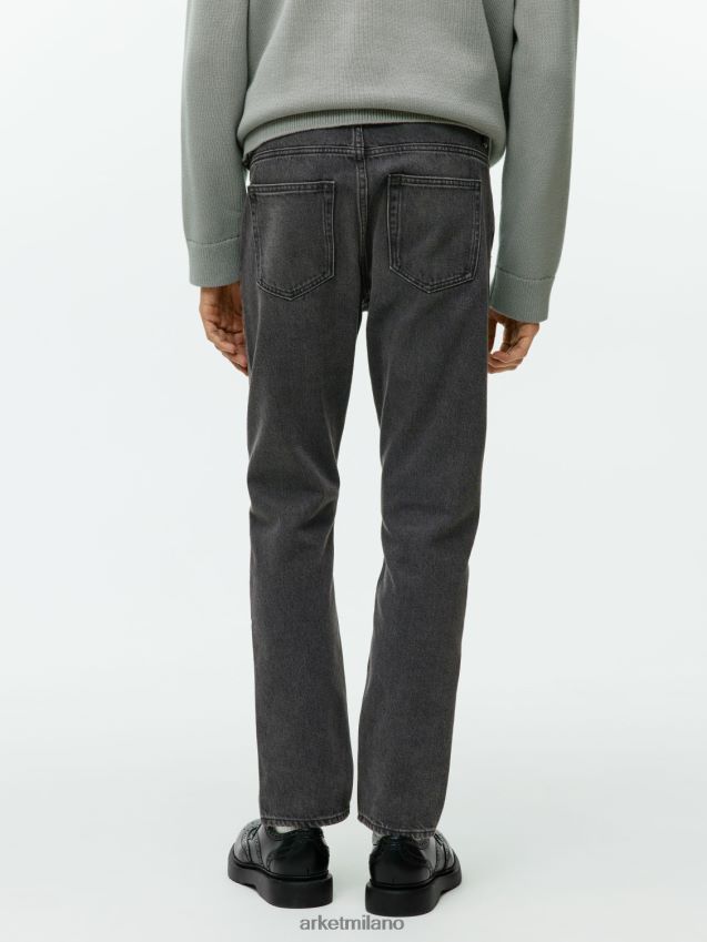 vestiario esso ARKET uomini Park jeans dritti dal taglio corto lavato 6F0F6L1103