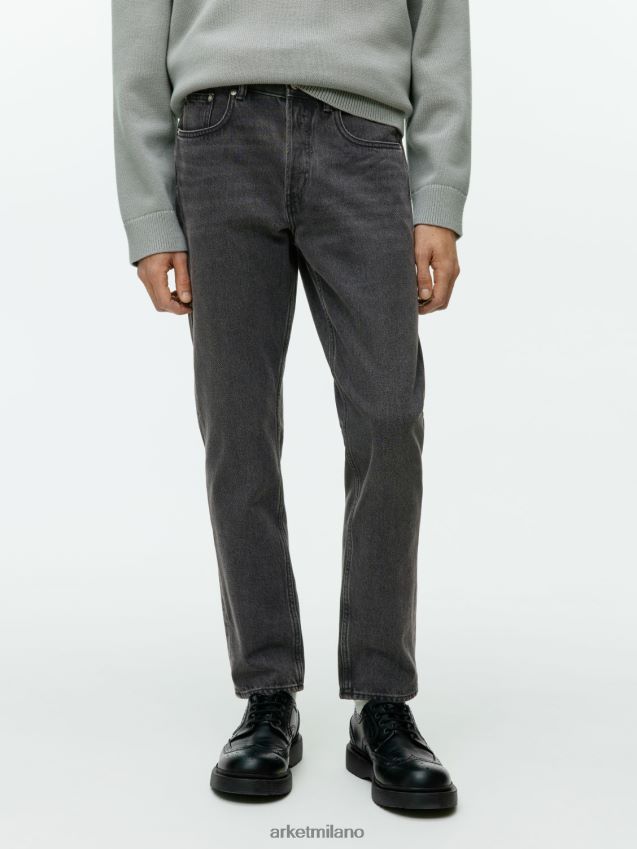 vestiario esso ARKET uomini Park jeans dritti dal taglio corto lavato 6F0F6L1103