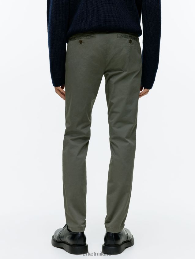 vestiario esso ARKET uomini pantaloni chino slim elasticizzati verde kaki 6F0F6L1071