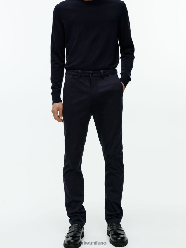 vestiario esso ARKET uomini pantaloni chino slim in cotone blu scuro 6F0F6L1069
